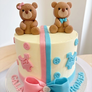 Tarta personalizada hermanos - Imagen 1